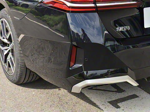 2024�� eDrive 35L ������ M�˶���װ