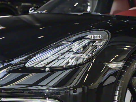 2022�� Boxster 2.0T