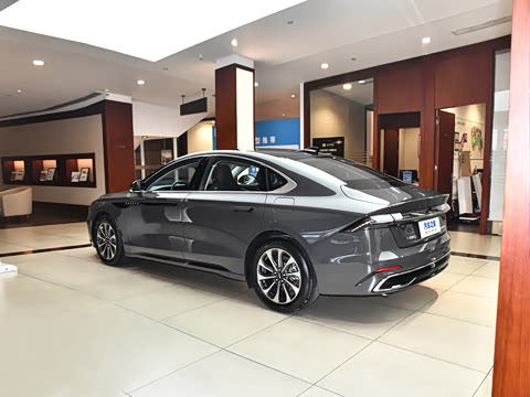 2025�� 2.0T ���а�