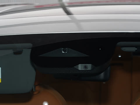 2025�� 210Ultra���Ȱ� 5��