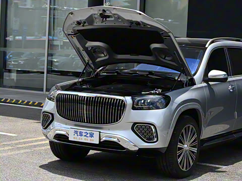 2025�� GLS 480 4MATIC