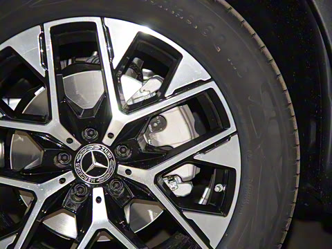 2025�� �Ŀ� GLC 260 L 4MATIC ������