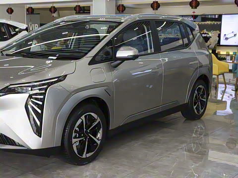 2024�� Younger ��ҫ��