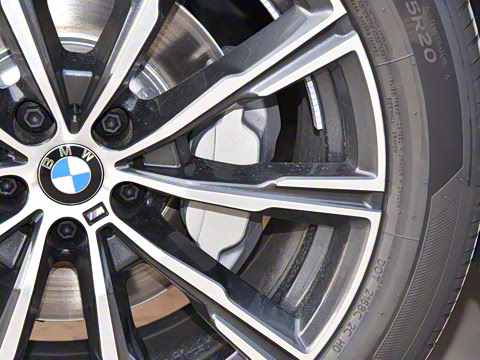 2023�� xDrive 30Li M�˶���װ