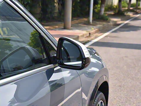 2023�� xDrive25Li X�����װ