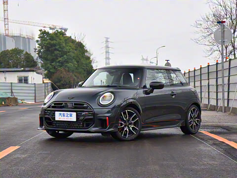 2025�� JOHN COOPER WORKS