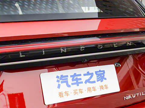 2025�� 2.0T ������������˹��