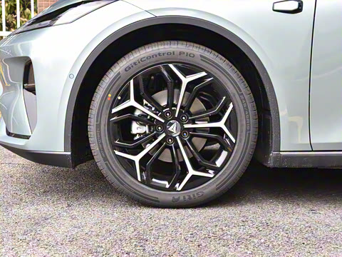 2024�� 230MaxǬ���Ǽ�ADS SE���̰�