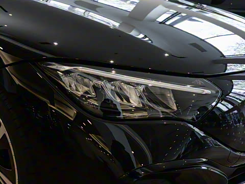 2025�� 500 4MATIC ������