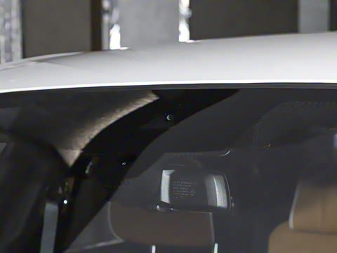 2025�� Black Badge