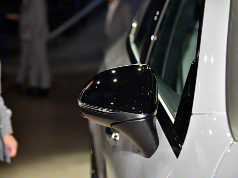 2025�� GLC 300 4MATIC ����SUV