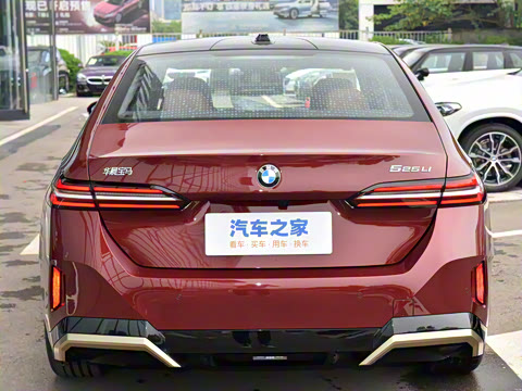 2024�� 525Li M�˶���װ