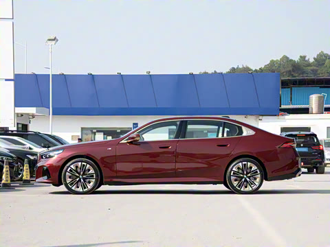 2024�� 530Li ������ M�˶���װ