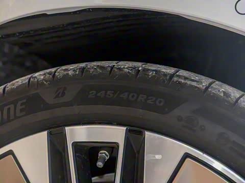 2025�� 530Li ������ ������װ