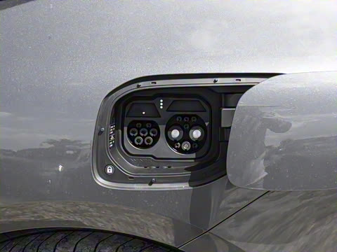 2025�� �Ŀ� Ultra���̰�