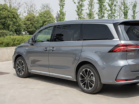 2023�� 400TGI ������