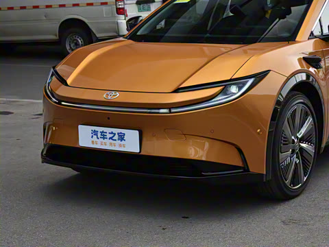 2025�� 550 PRO���а�