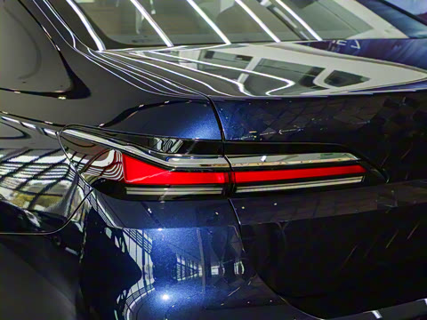 2023�� 740Li ������ M�˶���װ