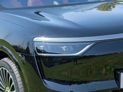 2025�� ���� Ultra�� 53.4kWh 6����