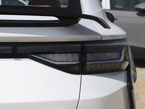 2025�� 1.5L �Զ������