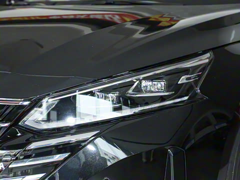 2022�� 2.0L XL-Upr ������