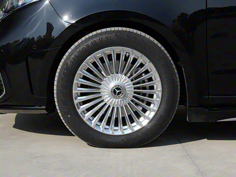 2025�� 2.0T ��άʿ������