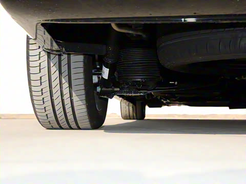 2025�� 2.0T ��άʿ������