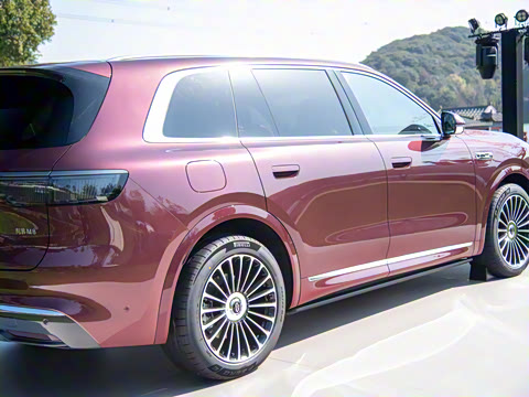 2025�� ���� Ultra�� 53.4kWh 5����