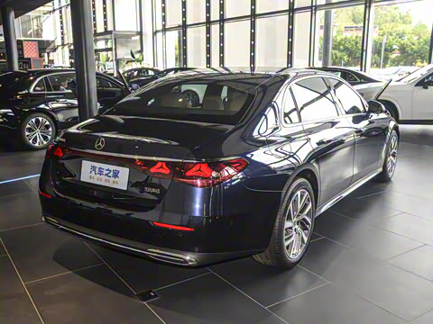 2025�� E 300 L ʱ����