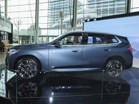 2025�� xDrive30L ������ M�˶���װ