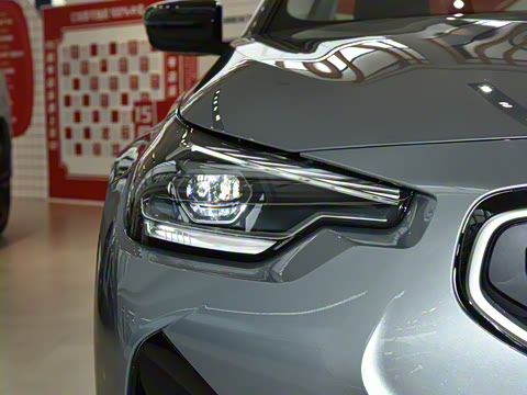 2025�� 225i M�˶���ҹ��װ