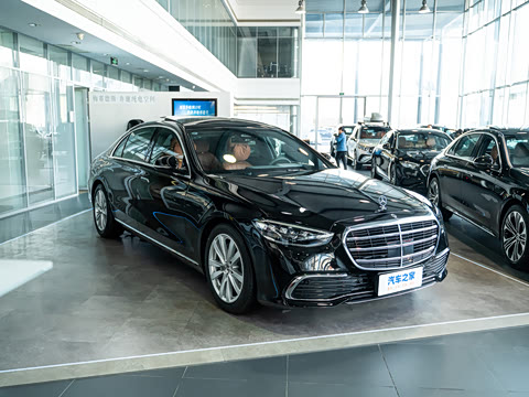 2024�� �Ŀ� S 400 L ������