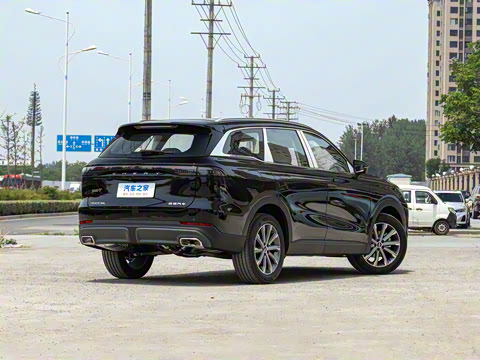 2025�� 2.0T ��������� 5��