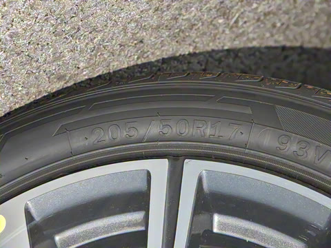 2026�� ��4�� 400������ 1.5L CVT��Խ��