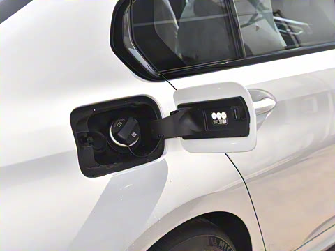 2024�� 325i M�˶���ҹ��װ