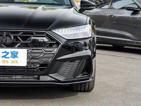 2025�� 55 TFSI quattro ������