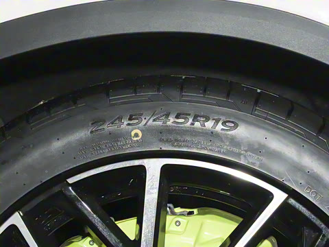 2025�� 560MAX 185kW