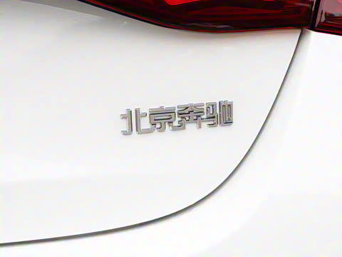 2025�� E 300 L ʱ���˶���