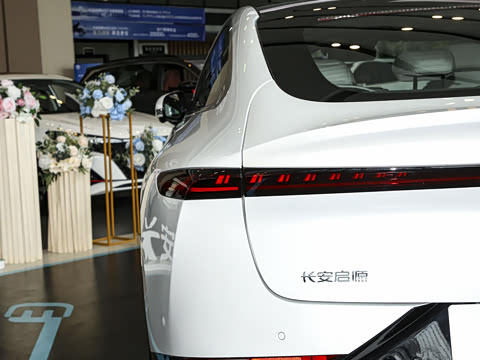 2025��  ���� ����� 710 Զ����