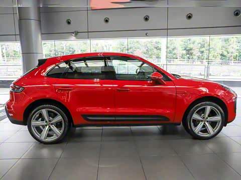 2025�� Macan 2.0T ���ΰ�
