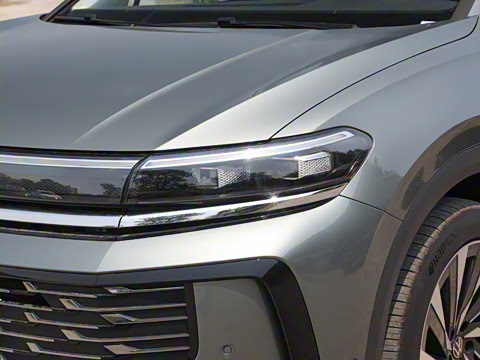 2026�� 450TSI �������� 6��