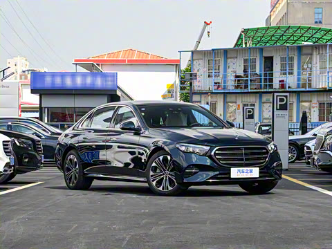 2024�� E 350 e L ���ʽ��϶����γ�