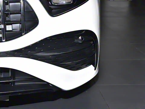 2025�� AMG A 35 4MATIC