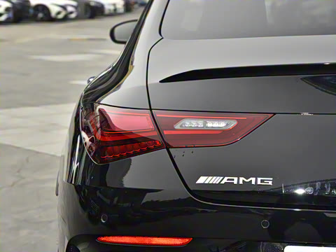 2025�� AMG CLA 35 4MATIC