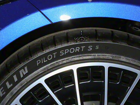 2024�� AMG CLE 53 4MATIC+ ���ܳ�