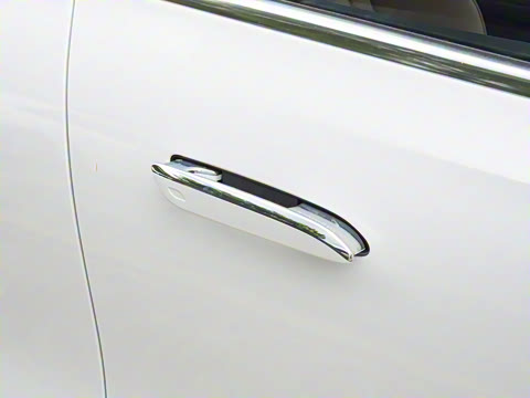 2024�� �Ŀ� E 300 L ʱ����