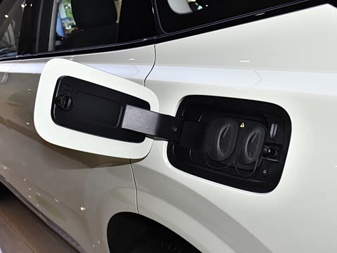 2025�� 117km ��ΪPLUS��