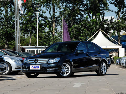 2011�� C 300 ʱ����