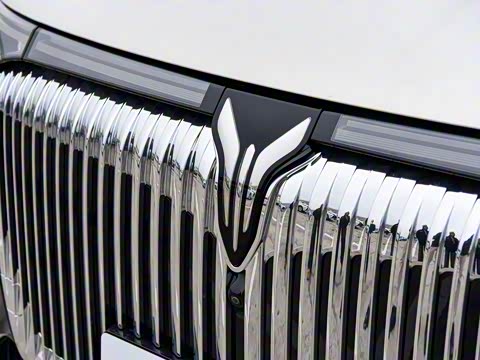 2025�� EV �����콢Ǭ����