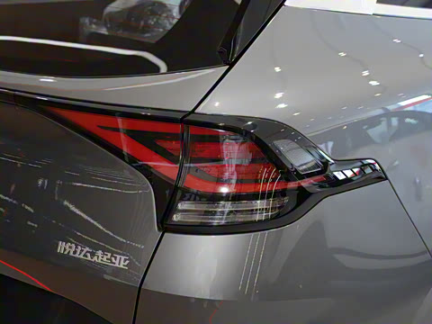 2025�� 1.5T �������������